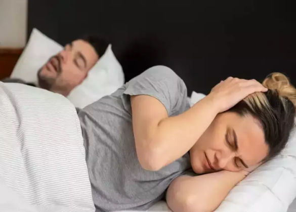 Wellhealthorganic.com:If-You-Are-Troubled-By-Snoring-Then-Know-Home-Remedies-To-Deal-With-Snoring